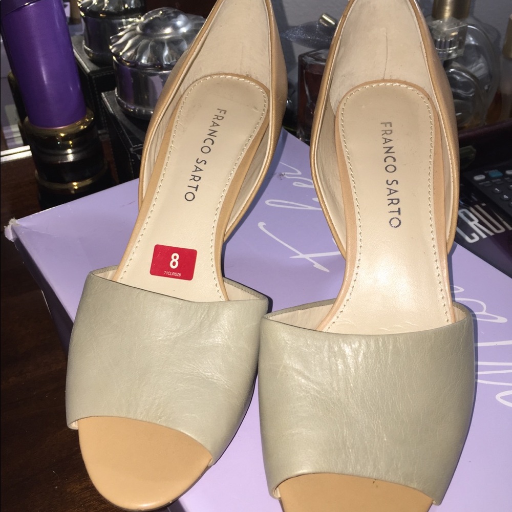 Franco Sarto light Green and cream heels size 8